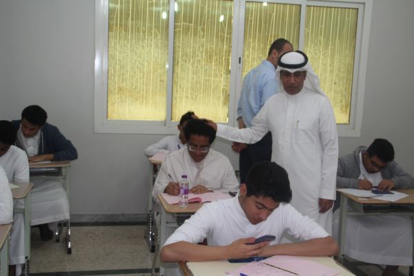 بدء اختبارات نهاية الفصل الدراسي الثاني