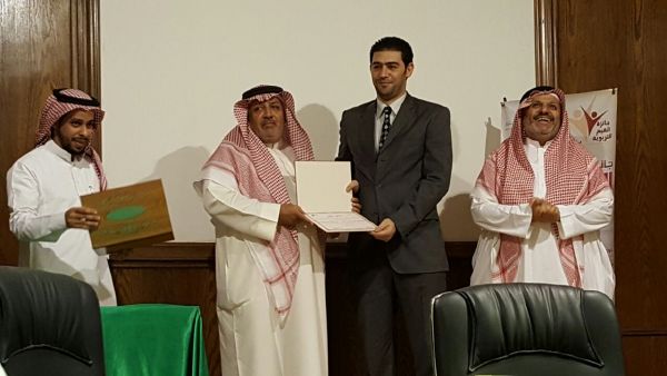 تكريم مكتب النسيم لشعبة الحاسب الآلى بمدارس الأقصى